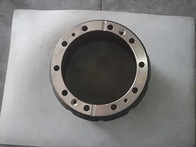 Tambour de frein arrière