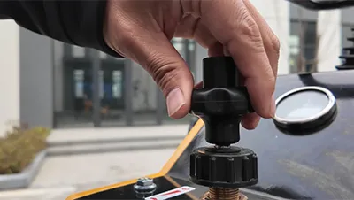 Mini chargeuse compacte sur pneus S360