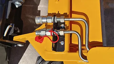 Mini chargeuse compacte sur pneus S460